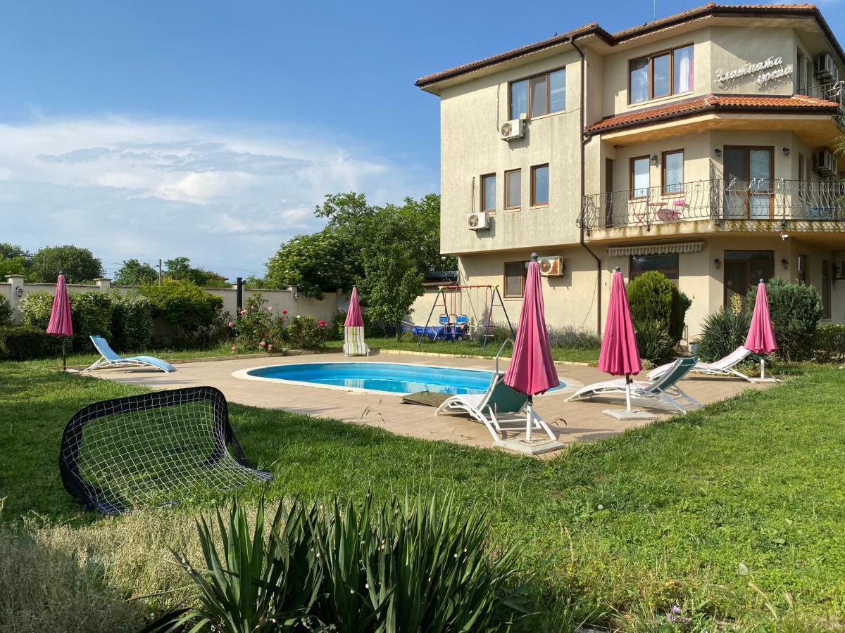 Guest House Golden Flake 4Km From Bolata Beach Balgarevo Bagian luar foto