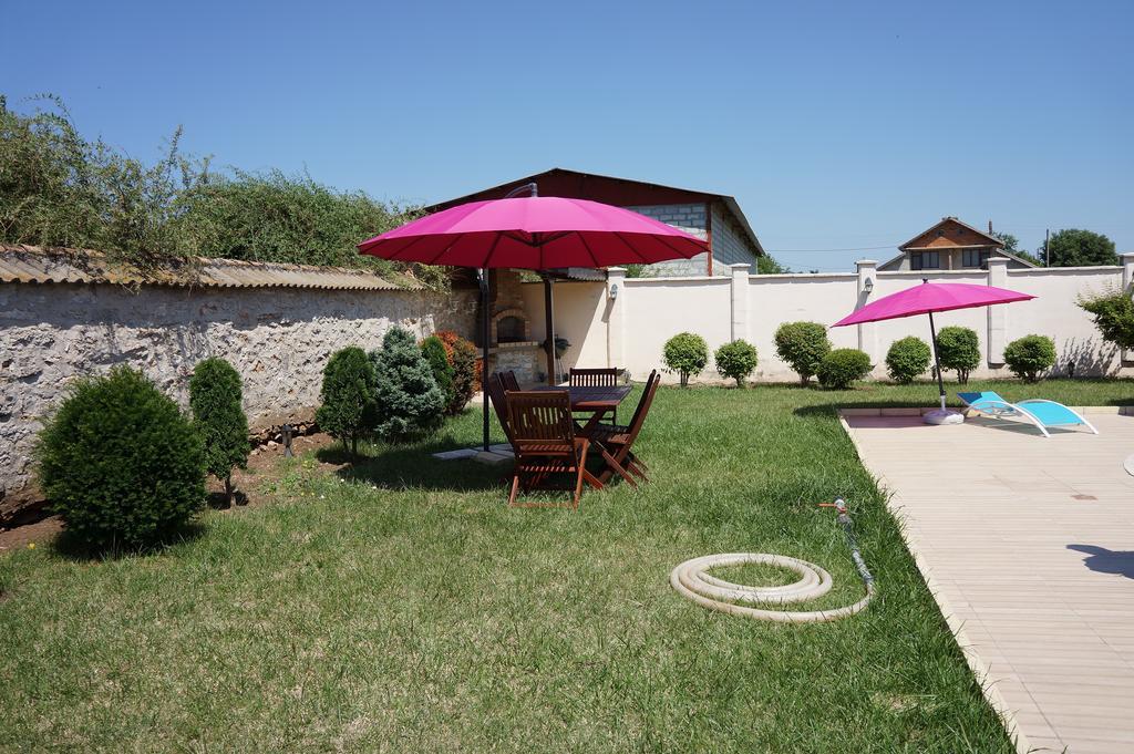 Guest House Golden Flake 4Km From Bolata Beach Balgarevo Bagian luar foto
