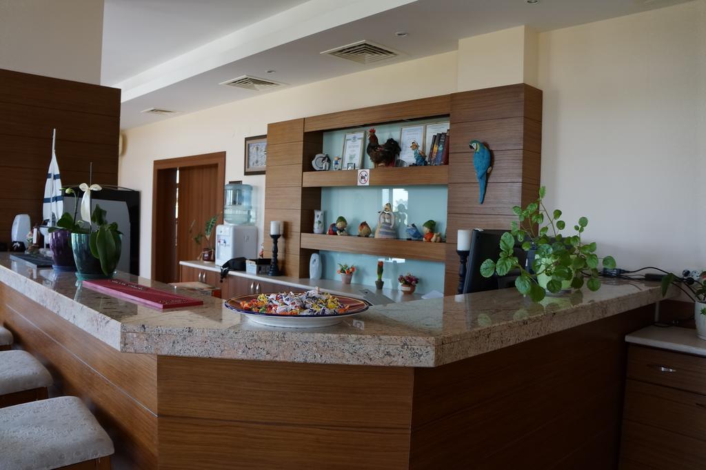 Guest House Golden Flake 4Km From Bolata Beach Balgarevo Bagian luar foto